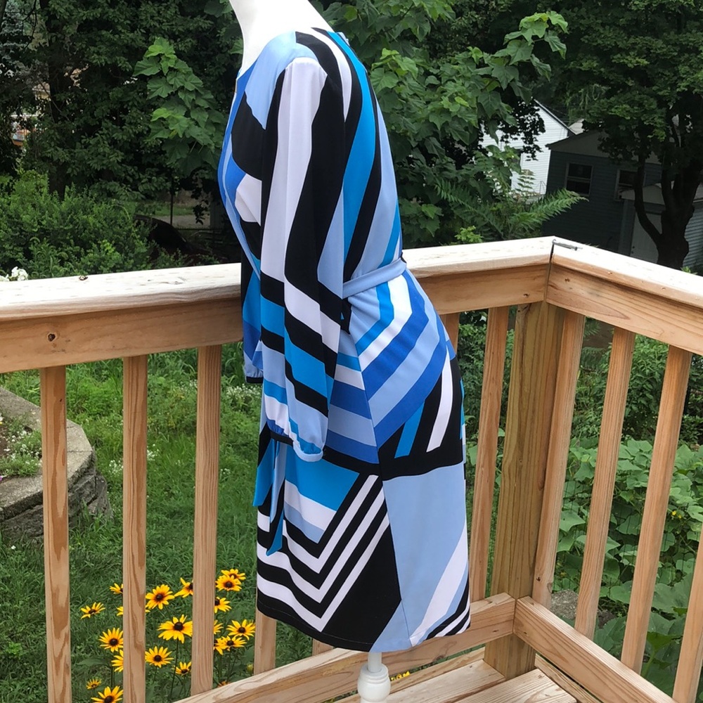 Tahari belted long sleeve dress - Picture 3 of 6